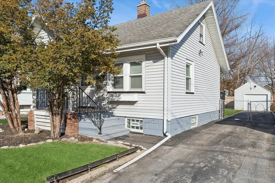 4013 30th Ave, Kenosha, WI 53144 - #2