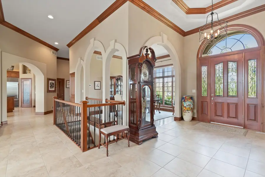 1240 Mary Hill Cir, Hartland, WI 53029 - #3