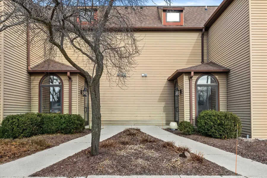 100 Main St, Pewaukee, WI 53072 - #2