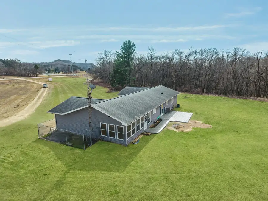 N8751 Us Highway 53, Holland, WI 54636 - #2