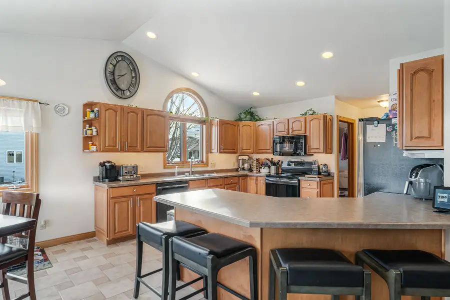 420 Fieldstone Ct, Kiel, WI 53042 - #3