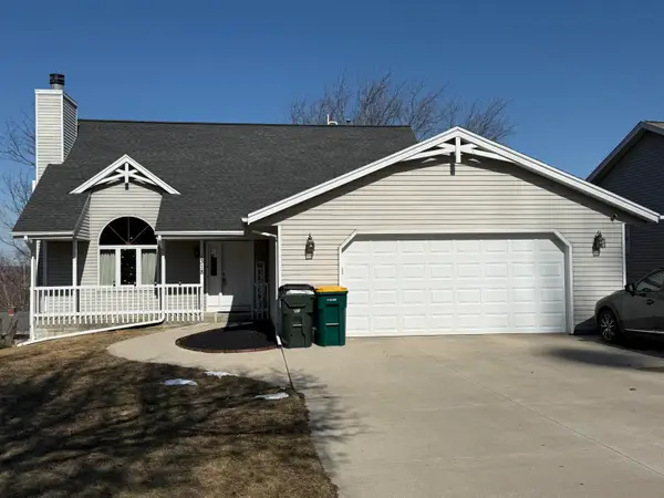 1318 Jefferson St, West Bend, WI 53090
