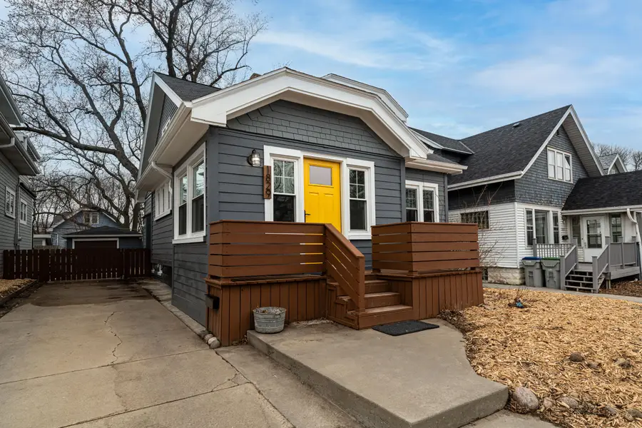 1829 N 55th St, Milwaukee, WI 53208 - #2