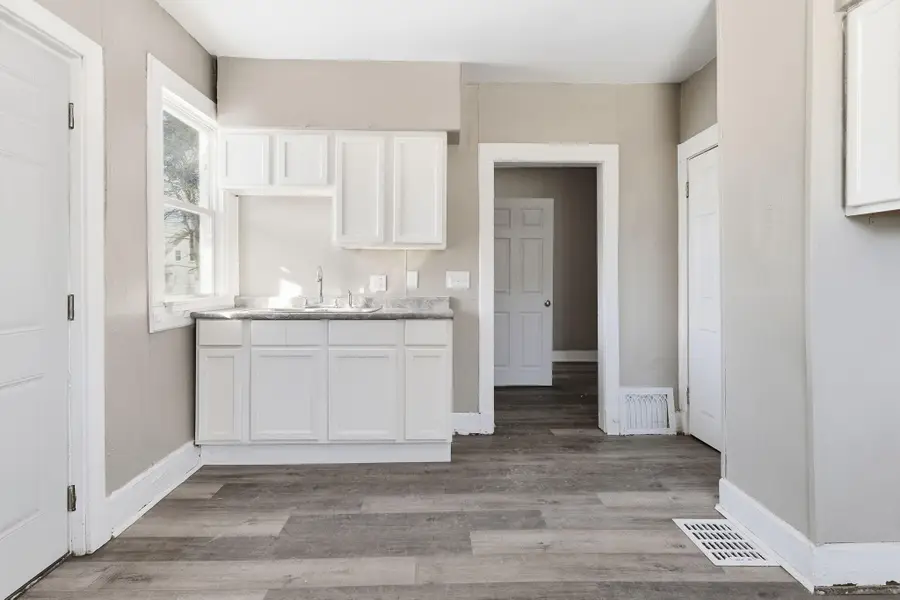 2013 De Koven Ave, Racine, WI 53403 - #2