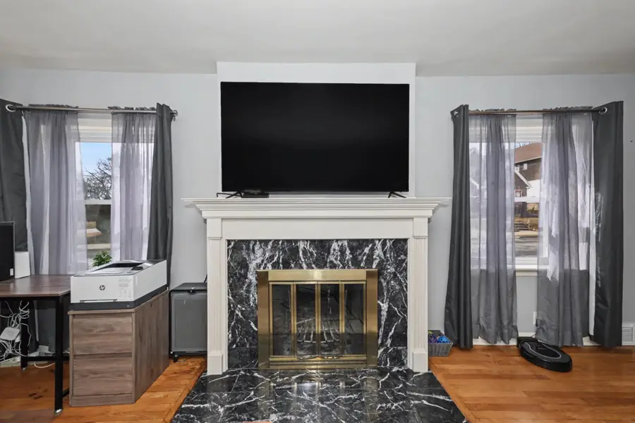 4342 W Martin Dr, Milwaukee, WI 53208 - #3