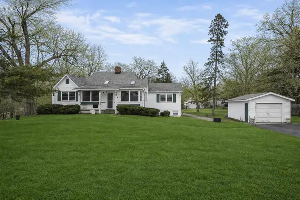 W198 Tombeau Blvd, Bloomfield, WI 53128