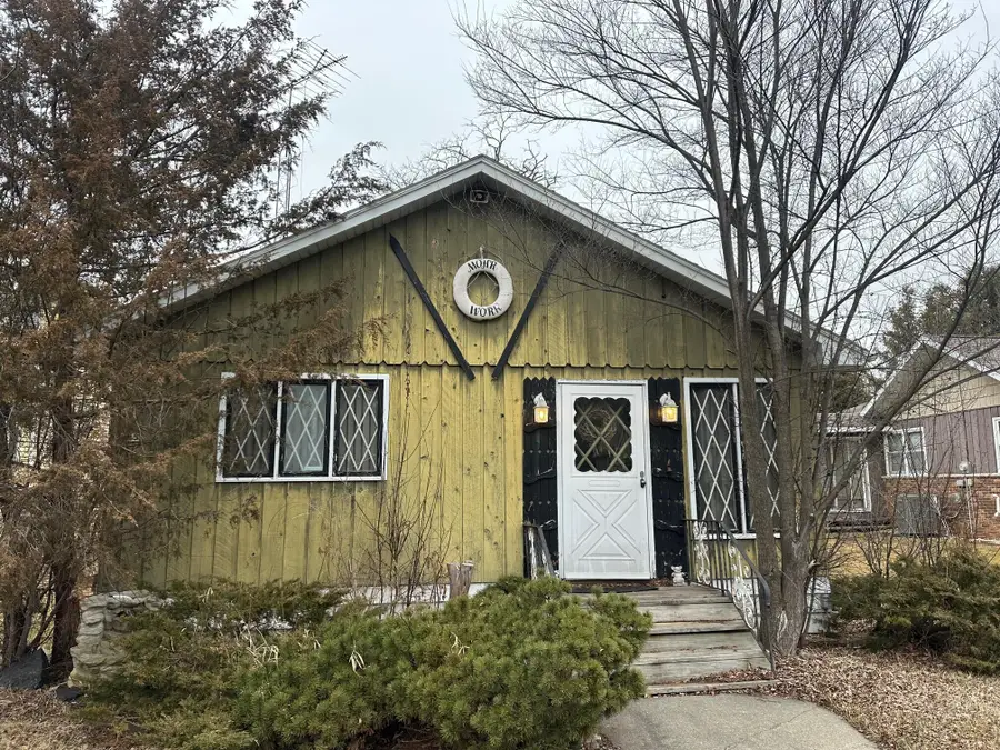 8045-8031 W Lakeshore Dr, Burlington, WI 53105 - #2