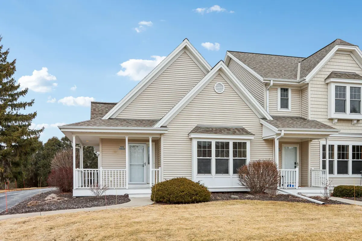 N28W6646 Alyce St, Cedarburg, WI 53012 - #1