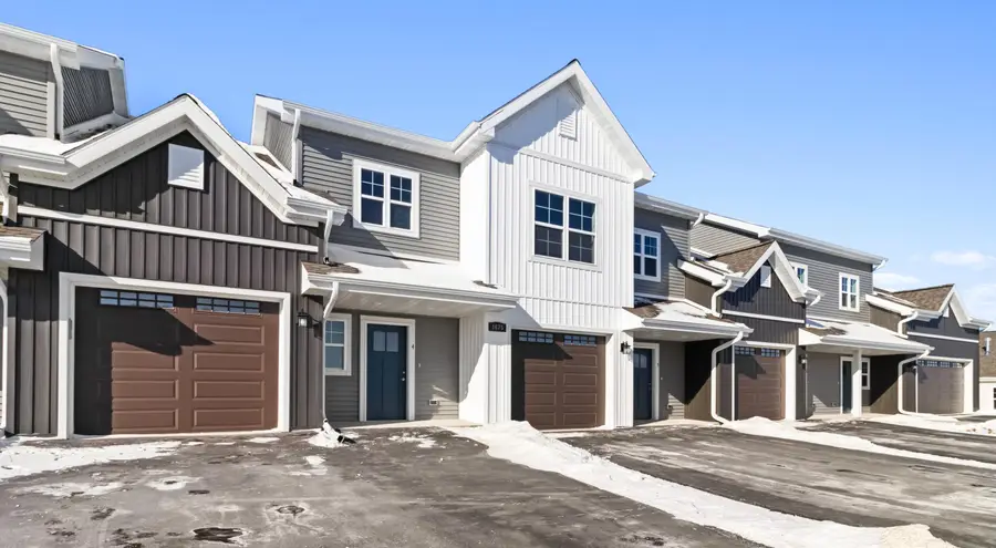 1675 Reigle Dr, Kewaskum, WI 53040 - #2