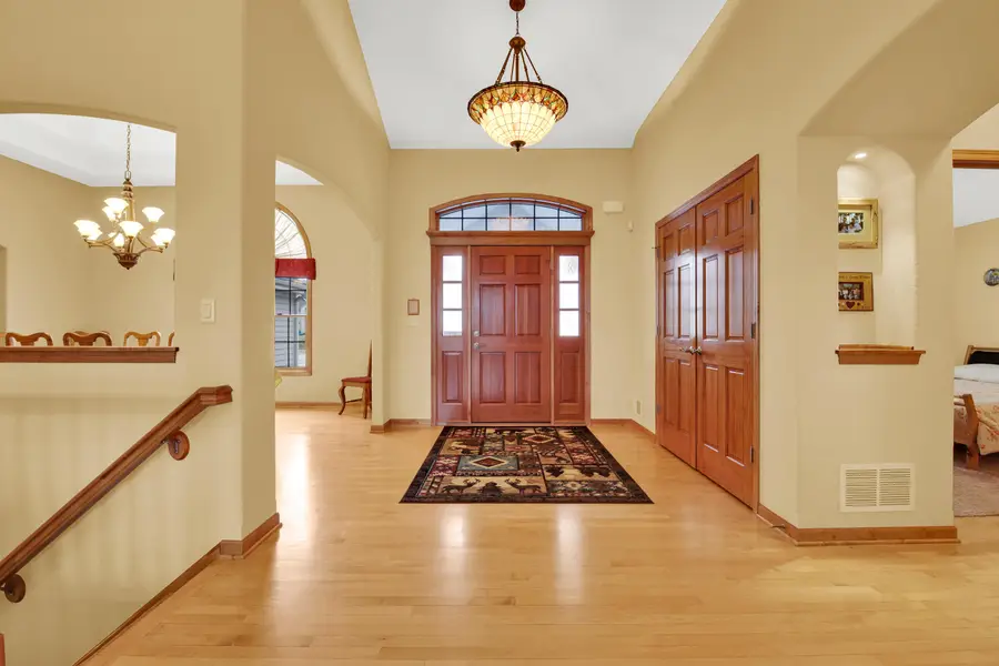 315 Prairie Song Dr, Waukesha, WI 53188 - #2