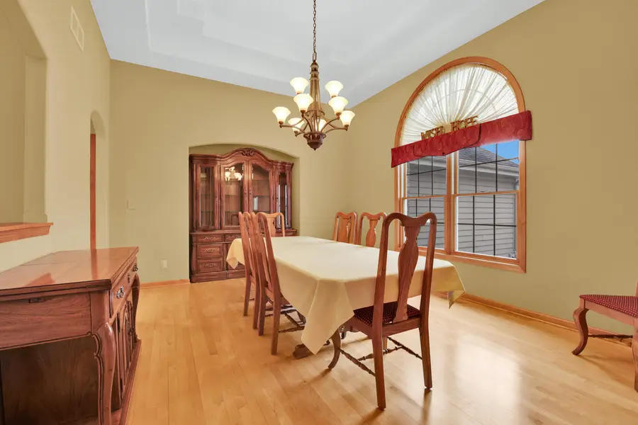 315 Prairie Song Dr, Waukesha, WI 53188 - #3