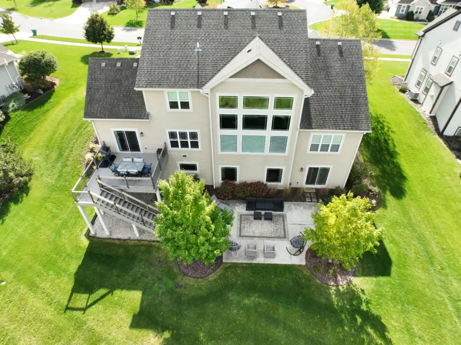 N56W19780 Powell Dr, Menomonee Falls, WI 53051 - #3