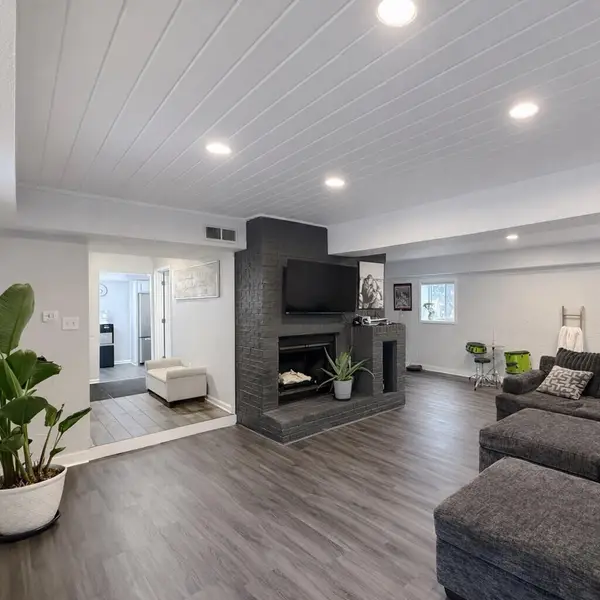 N3432 Beach Rd, Geneva, WI 53147