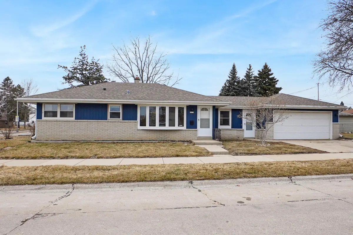 5875 S Quality Ave, Cudahy, WI 53110 - #1