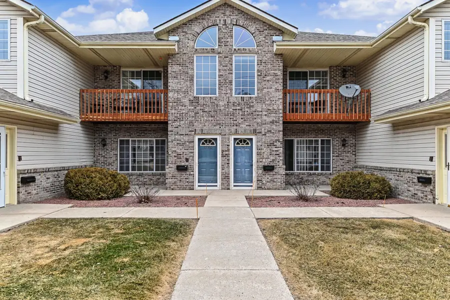 17360 W Lincoln Ave, New Berlin, WI 53146 - #2