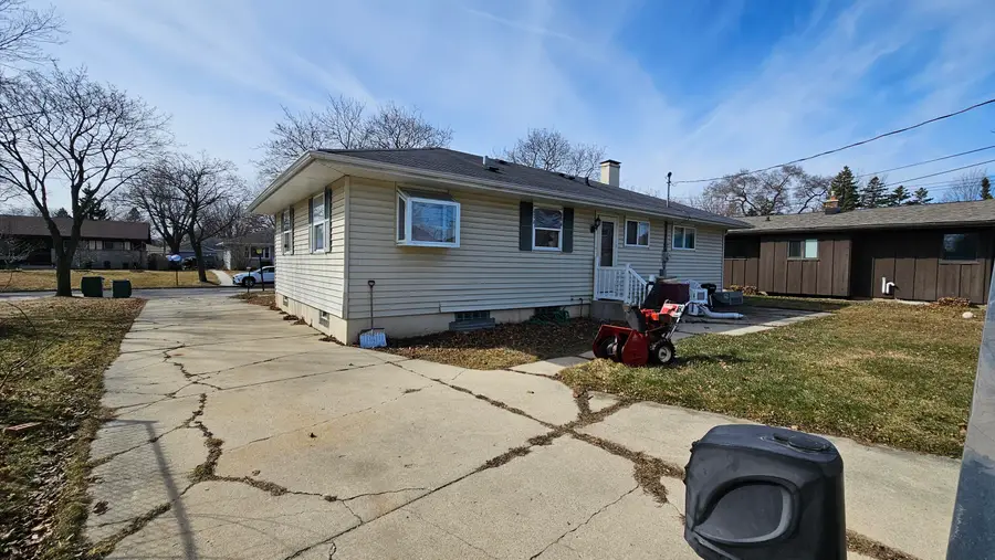 5632 S Melinda St, Milwaukee, WI 53221 - #3