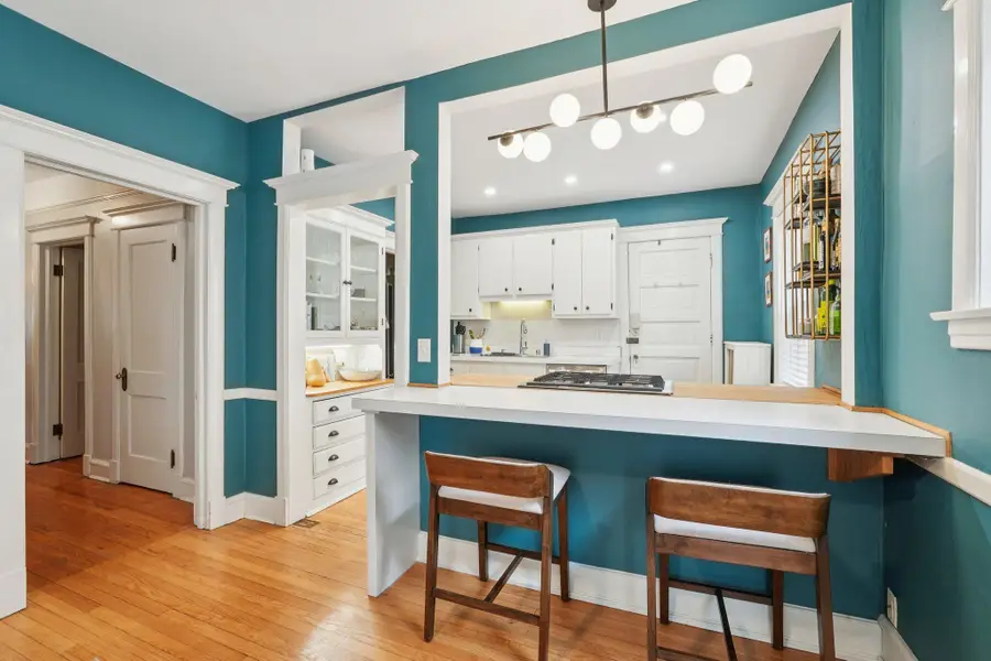 1704 E Kane St, Milwaukee, WI 53202 - #3