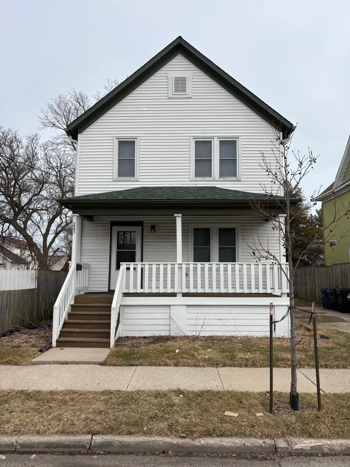 233 Frank Ave, Racine, WI 53404 - #1