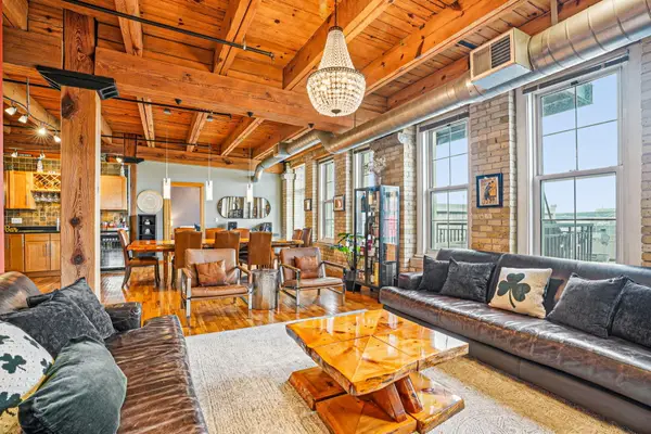 413 N 2nd St, Milwaukee, WI 53203