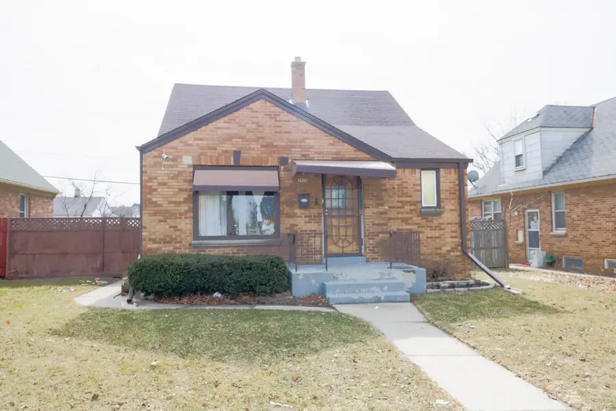 2415 W Morgan Ave, Milwaukee, WI 53221 - #2