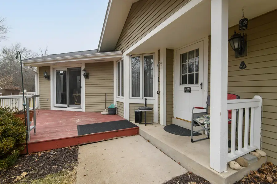 9880 W Puetz Rd, Franklin, WI 53132 - #3