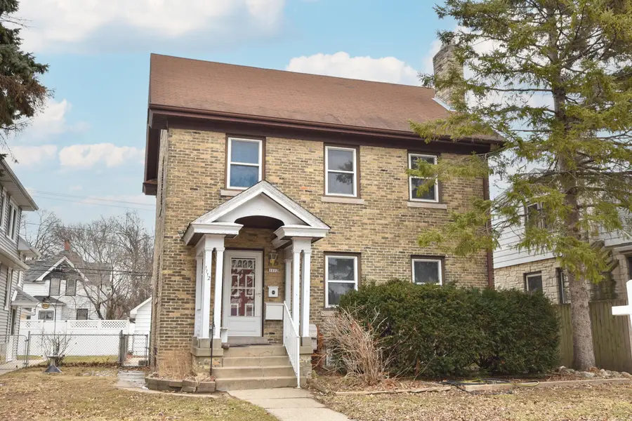 1112 S 77th St, West Allis, WI 53214 - #2