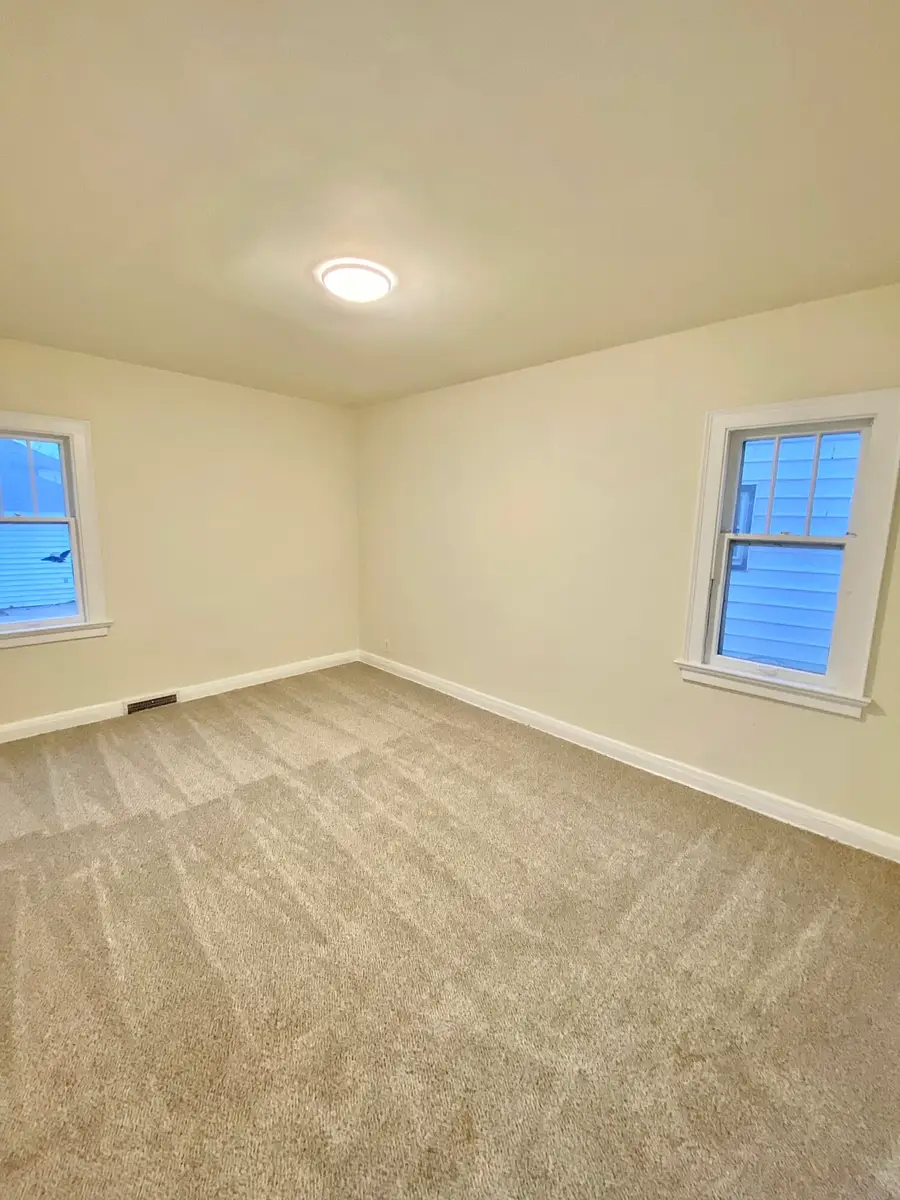 4045 N Montreal St, Milwaukee, WI 53216 - #3