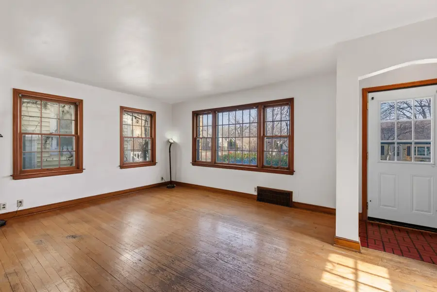 1461 S 91st St, West Allis, WI 53214 - #2