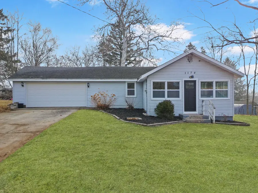 N1174 Rosewood Dr, Bloomfield, WI 53128 - #2