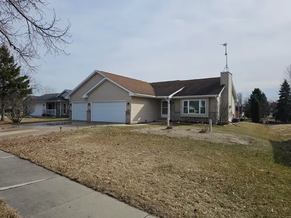 1016 Springs Rd, Fond Du Lac, WI 54935