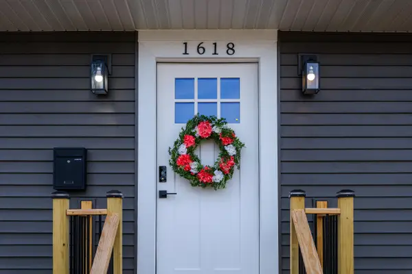 1618 Grand Ave, Racine, WI 53403