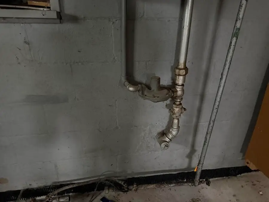 645 S Oak Park Ct, Milwaukee, WI 53214 - #3