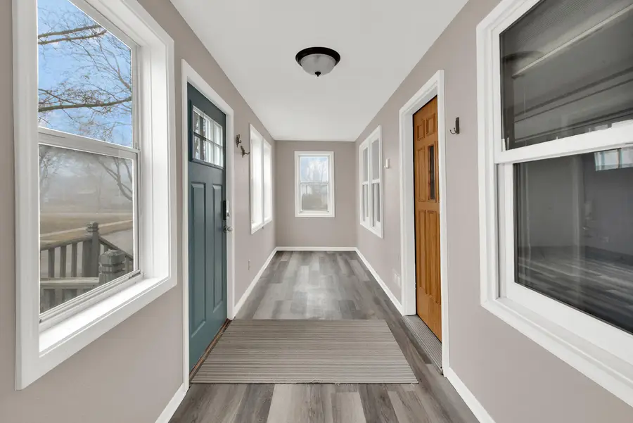 1712 E Saveland Ave, Milwaukee, WI 53207 - #2