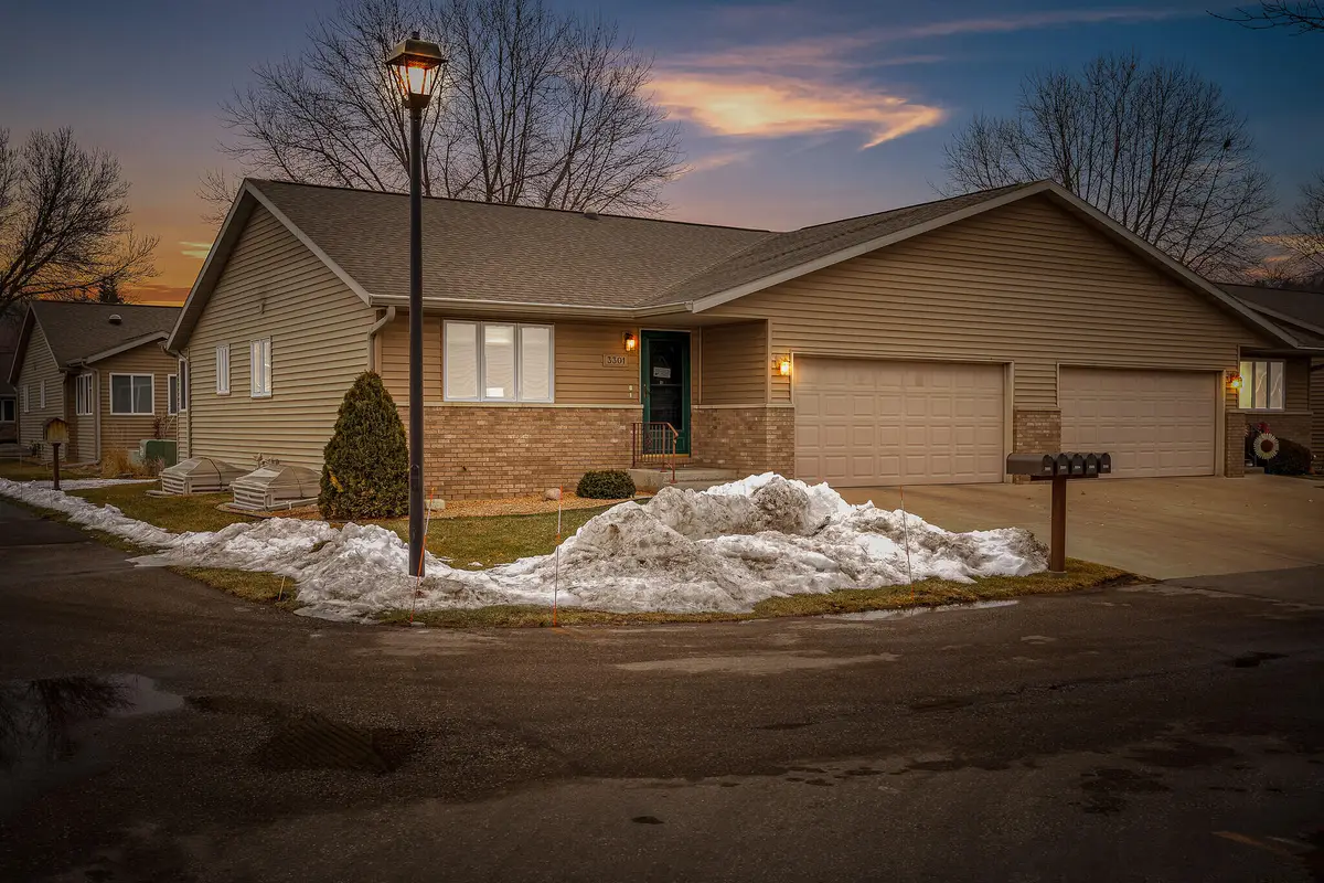 3301 Rosehill Pl, La Crosse, WI 54601 - #1