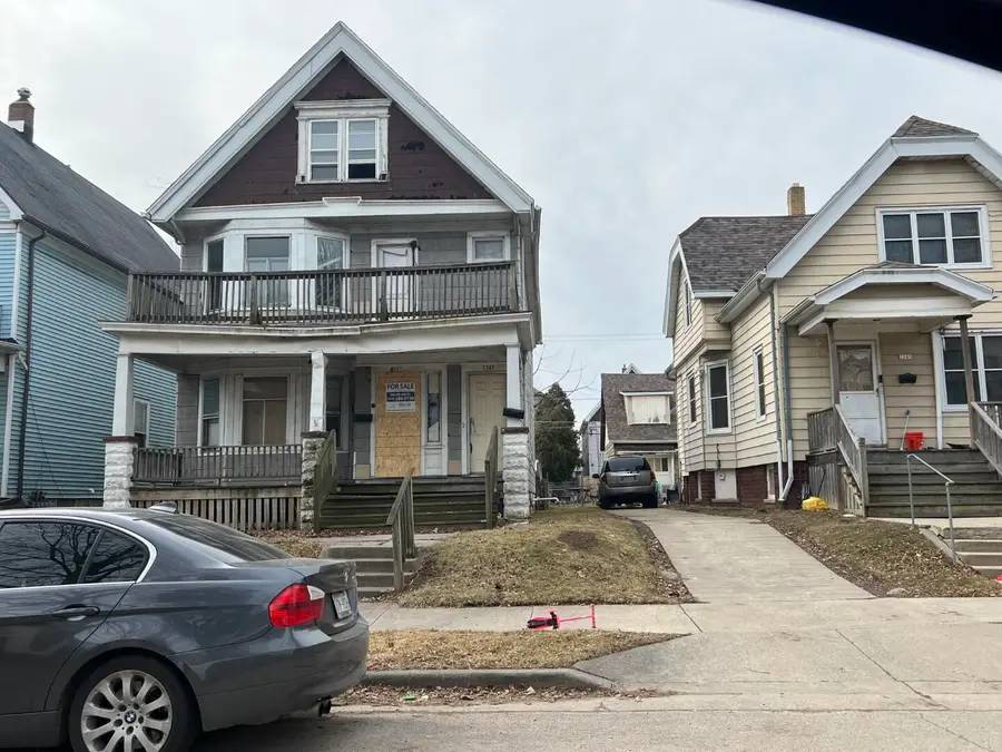3341 N Buffum St, Milwaukee, WI 53212 - #2