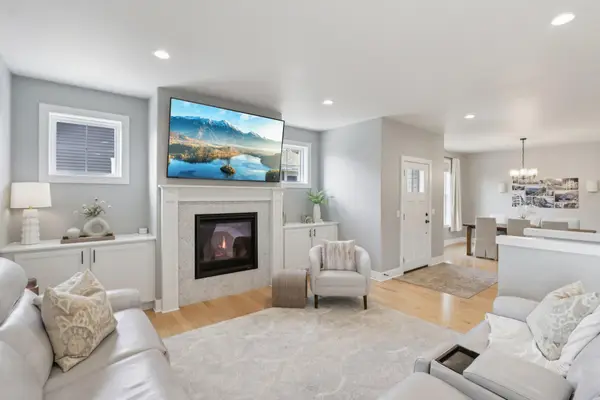 W7986 County Rd B, Lake Mills, WI 53551