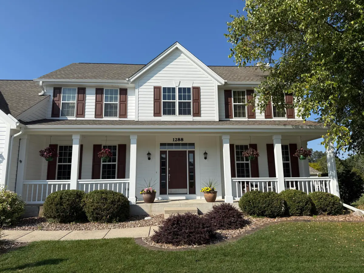 1288 Northview Dr, Oconomowoc, WI 53066 - #1
