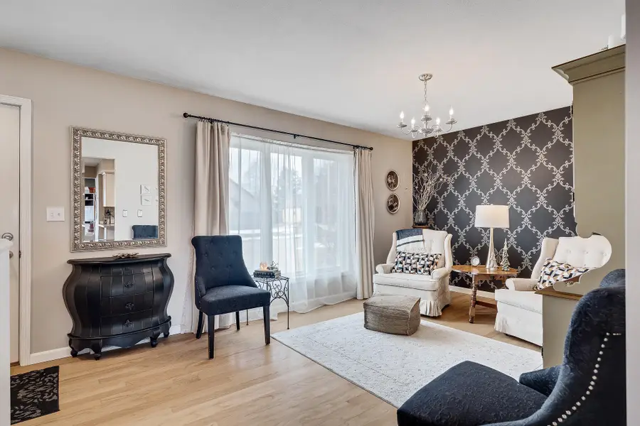 1559 Young Dr W, Onalaska, WI 54650 - #3