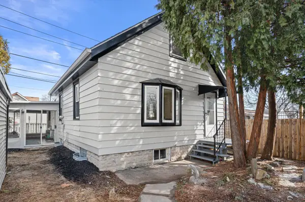 158 N 59th St, Milwaukee, WI 53213