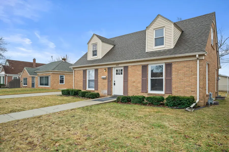 1115 Kingston Ave, Racine, WI 53402 - #2