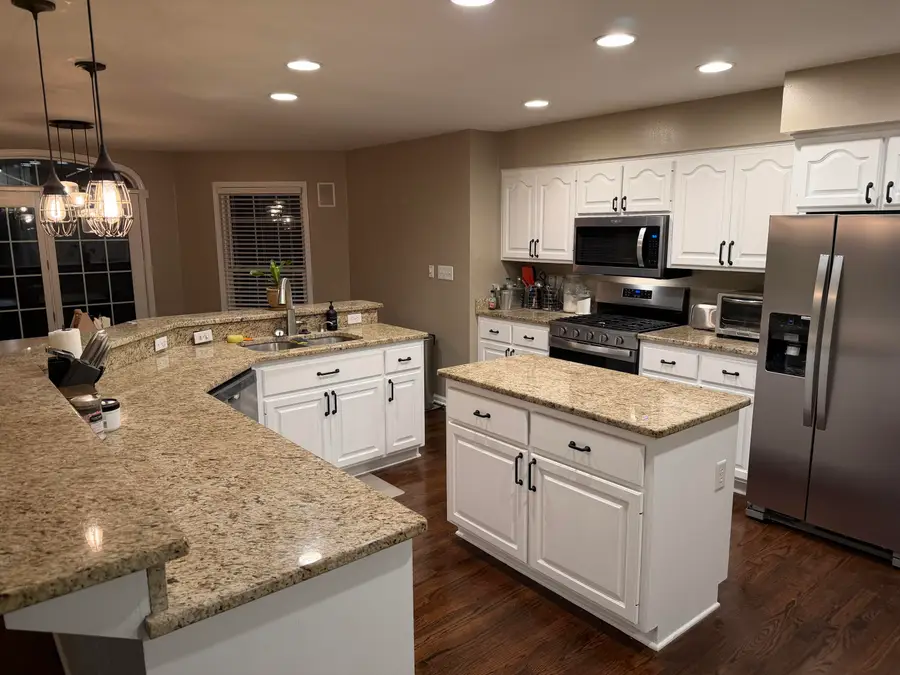 5350 W Yale Dr, Franklin, WI 53132 - #2