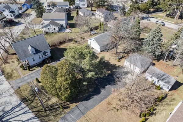 11458 W Church St, Franklin, WI 53132