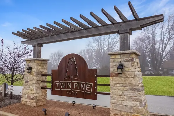 N83W27777 Cress Brook Ct, Lisbon, WI 53029