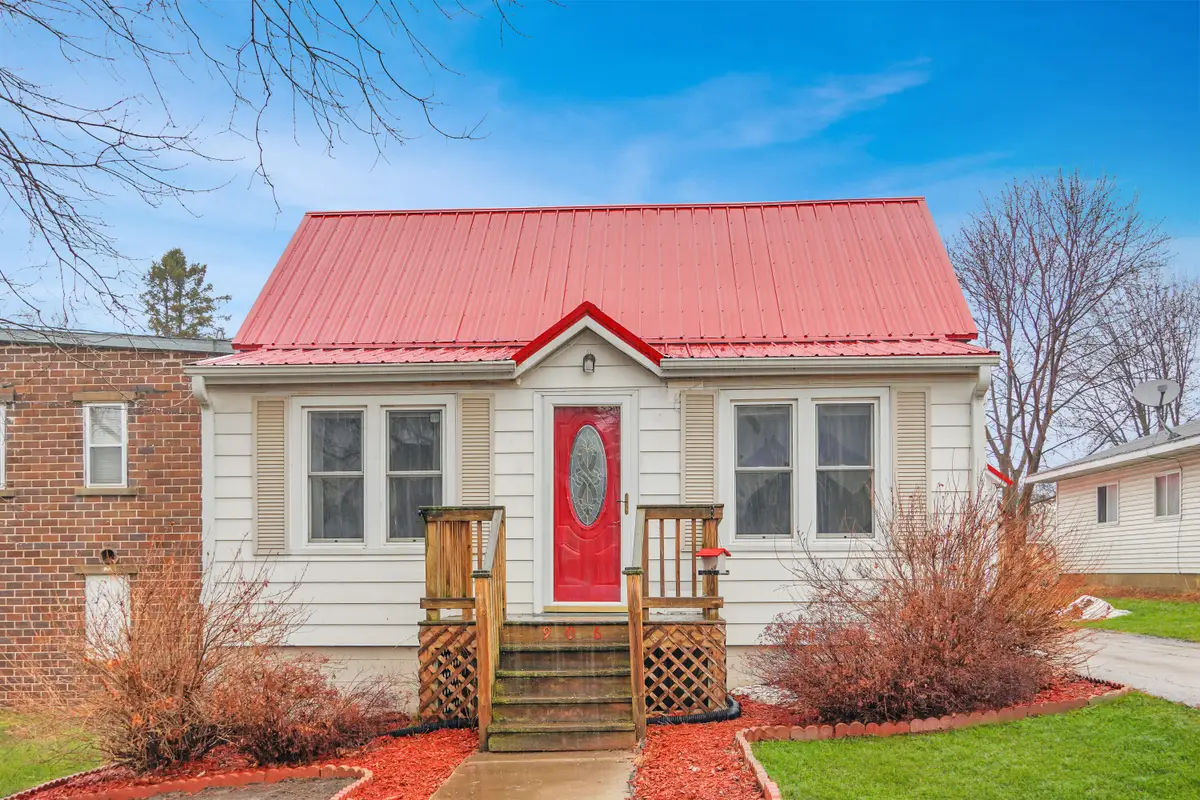 906 Center St, Wilton, WI 54670 - #1