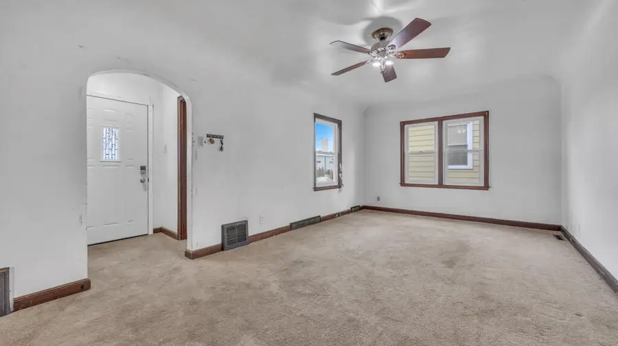 526 N 13th St, Sheboygan, WI 53081 - #2