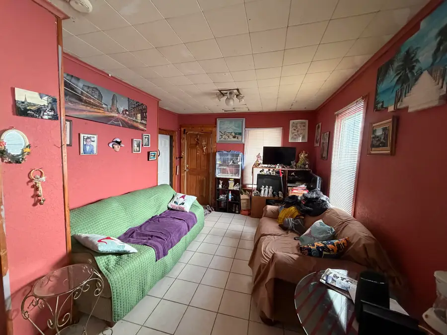 923 Racine St, Racine, WI 53403 - #3