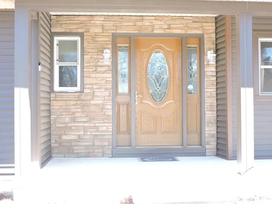 1227 S Main St, Fort Atkinson, WI 53538 - #3