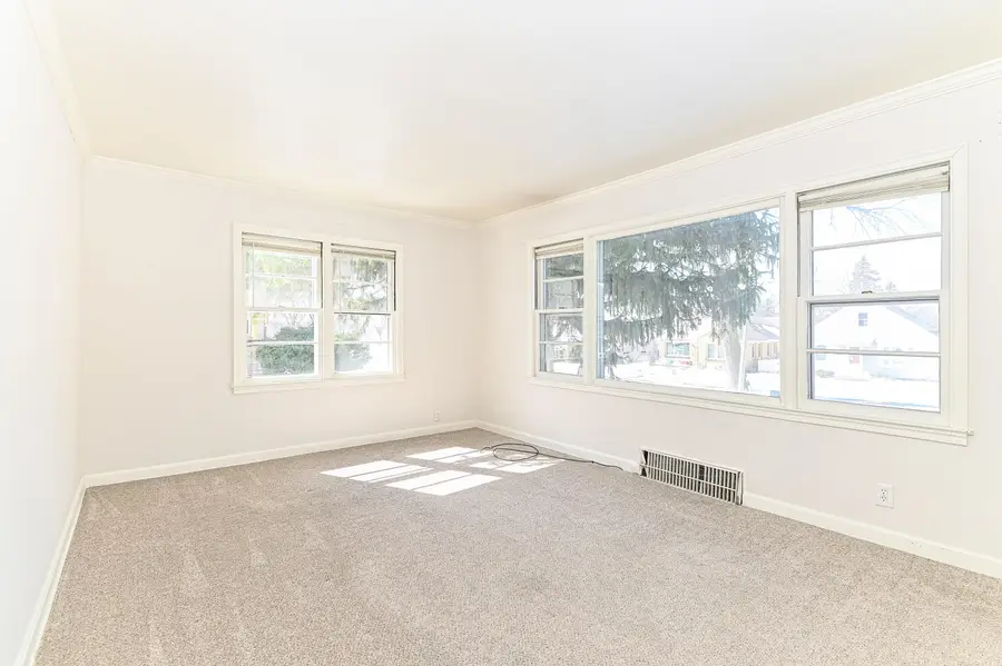 2770 N 86th St, Milwaukee, WI 53222 - #3
