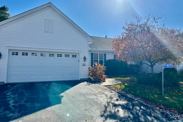 N53W35231 Lighthouse Ln, Oconomowoc, WI 53066