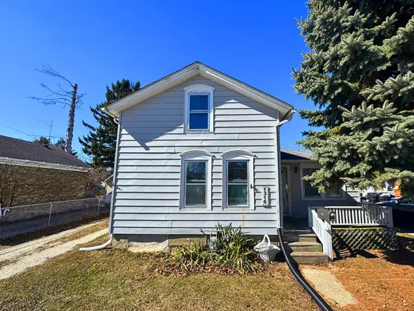 1316 Erie St, Racine, WI 53402